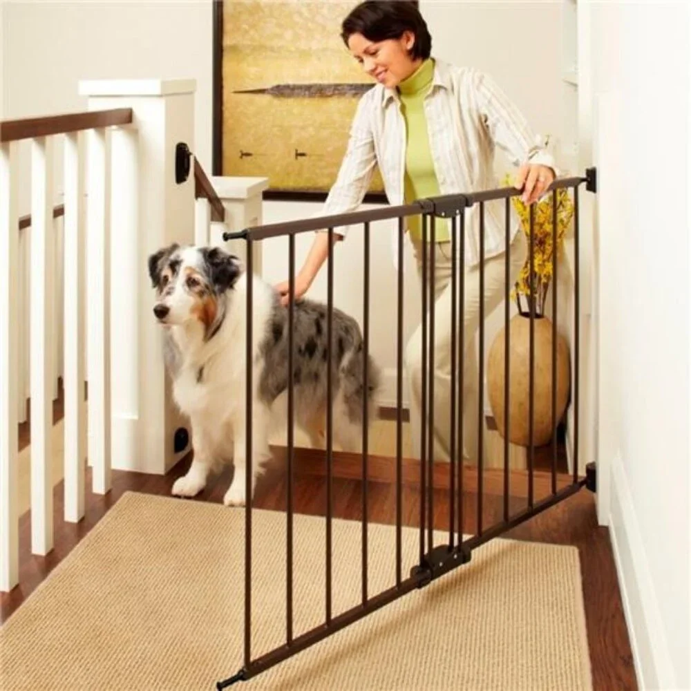 Windsor Walk Thru Pet Gate: 28.68